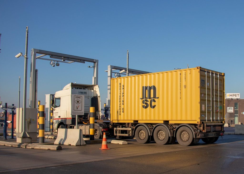 Driver Focused Gate Management